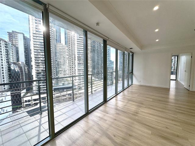 Spacious Furnished 3 Bedroom Apartment on Level 14 Premium Southbank Living