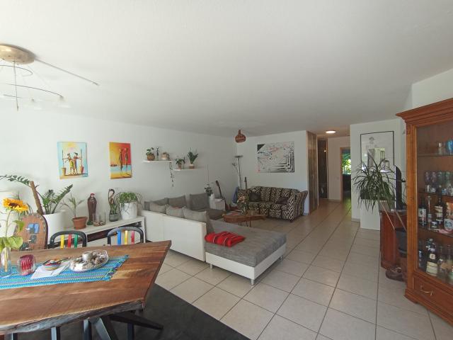 Spacious, furnished 1 bedroom apartment with garden, jacuzzi & terrace in Stuttgart Riedenberg – temporary for 3 months