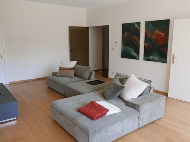 Spacious furnished duplex 180m² with 2 ensuite bedrooms