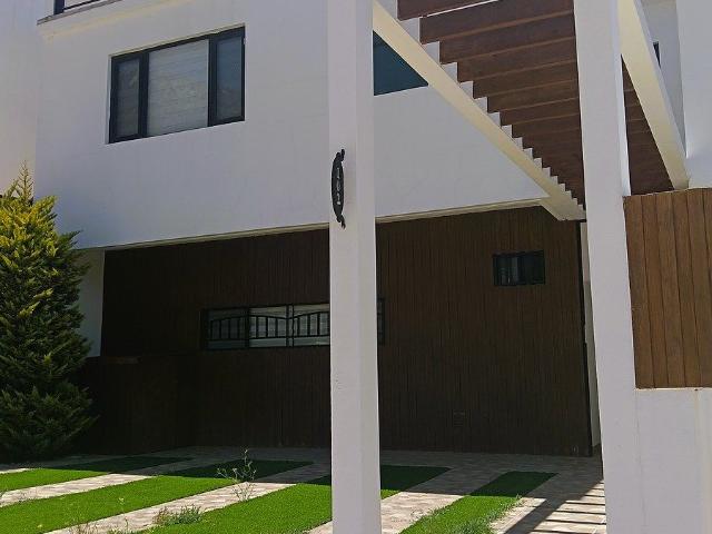 Spacious Furnished House for Rent Quetzal Neighborhood