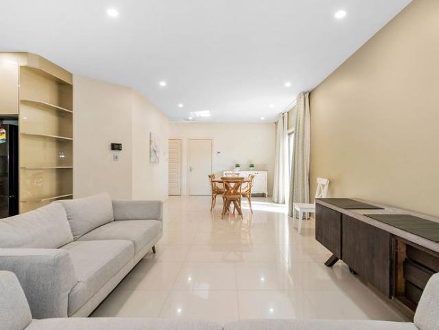 Spacious Furnished Residence in the Heart of Glenelg