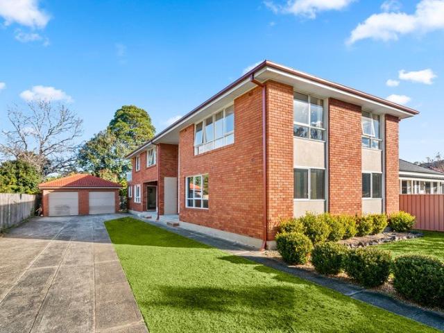 Spacious Ground Floor 2 Bedroom Unit