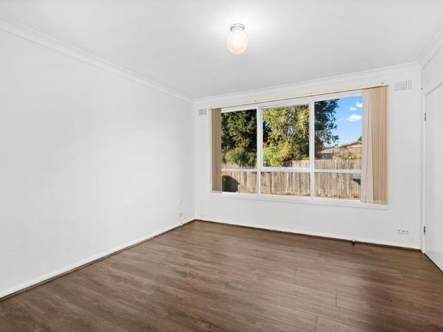 Spacious Ground Floor 2 Bedroom Unit