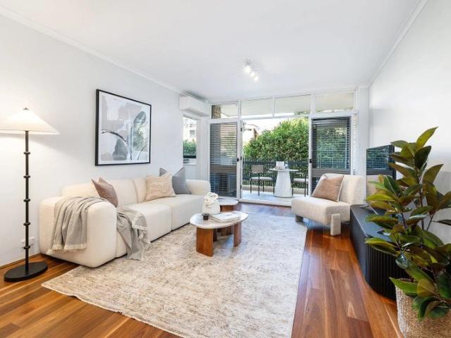 Spacious Ground Floor Apartment in a Peaceful, Convenient Location