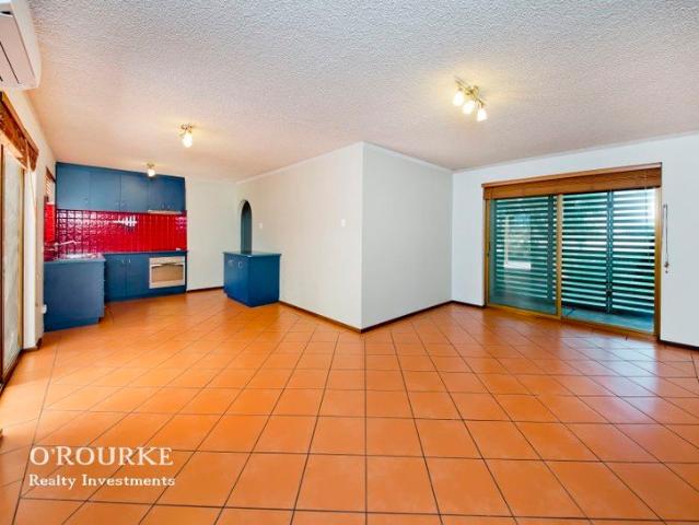 Spacious Ground Floor Apartment in the Heart of Scarborough