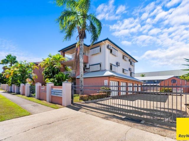 Spacious Ground Floor Apartment | Secure Gated Complex | Walk to CBD