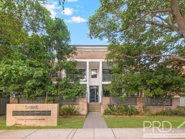 SPACIOUS GROUND FLOOR APARTMENT WITH DUAL COURTYARDS | TOTAL SIZE 161 SQM APPROX