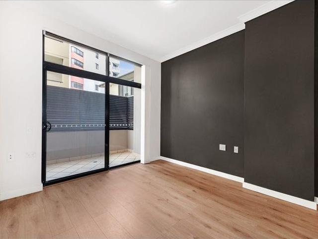 Spacious Ground Floor Apartment