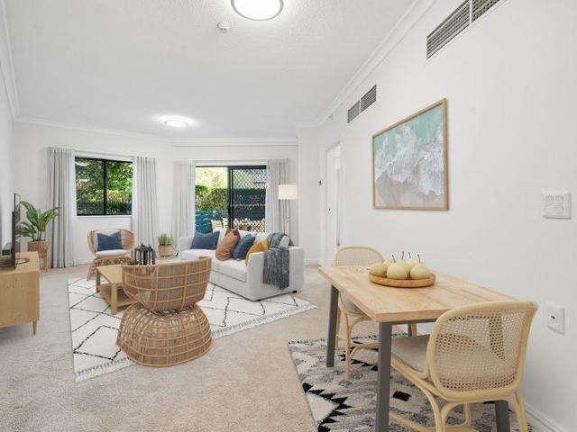 Spacious ground floor, one bedroom apartment