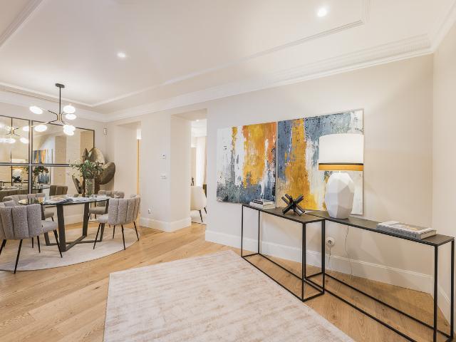 Spacious ground floor located in an exclusive Homeclub building