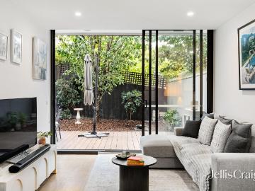 Koonung, Melbourne, Victoria, Victoria