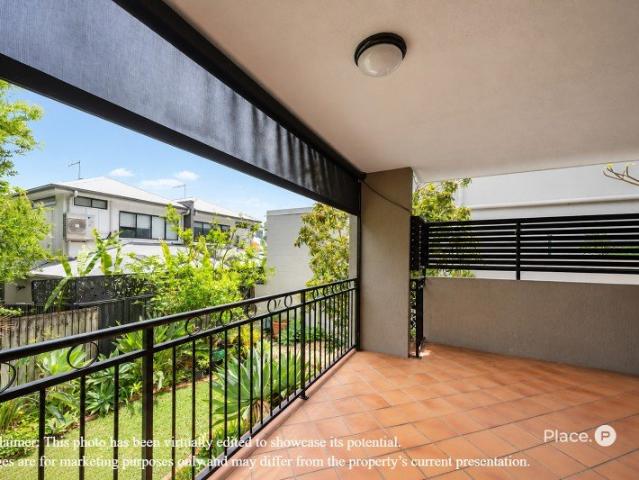 Spacious ground floor residence, corner position and set back from the road