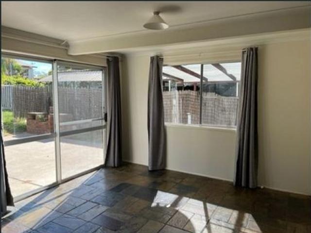 Spacious ground floor unit in a quiet location