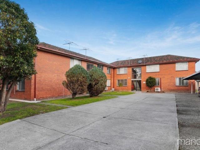 Spacious Ground Floor Unit