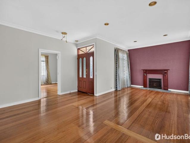 Spacious grand family home