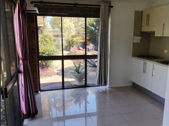 Spacious Granny Flat at a Quiet Location for Rent!