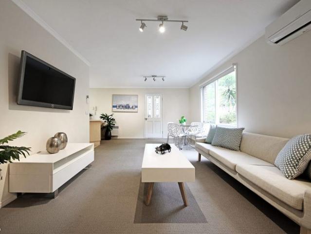 SPACIOUS | GREAT LOCATION | GROUND FLOOR LIVING