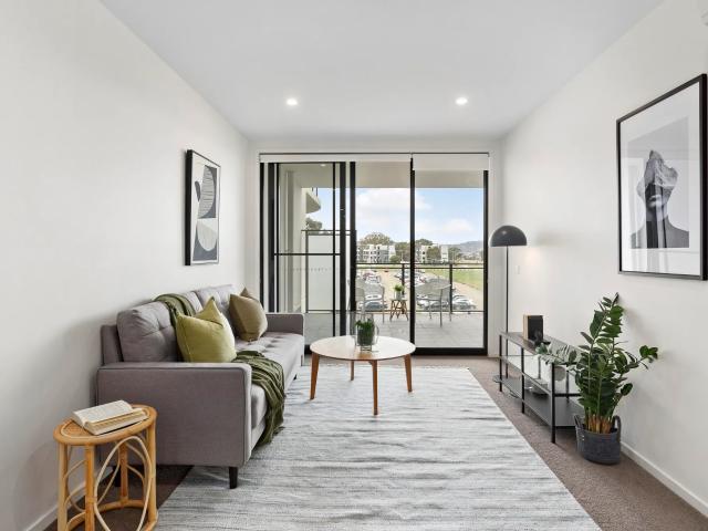 Spacious Gungahlin Apartment