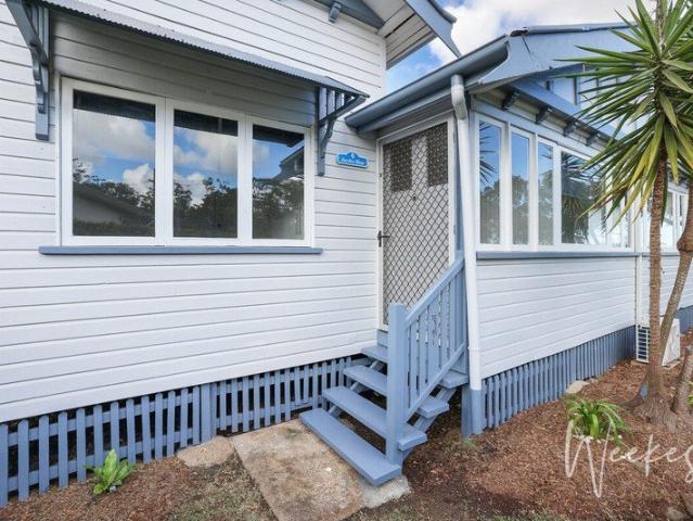 SPACIOUS HERITAGE CHARM!
