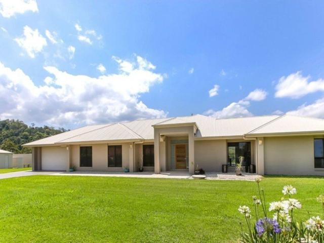 Spacious Hinterland Living with Room to Enjoy