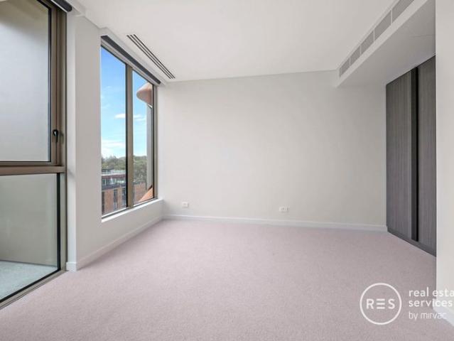 Spacious High Level 1 Bedroom Apartment with Views in NINE by Mirvac