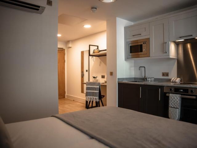 Spacious High Spec Studio in Central Brum