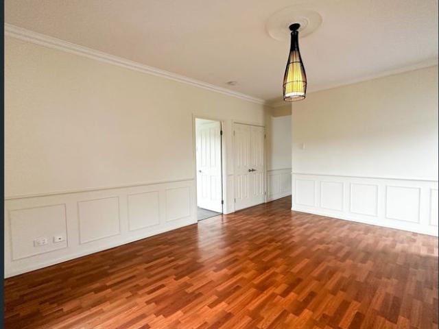 Spacious Highset Home!