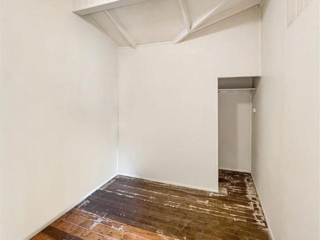 Spacious Highset Home with Plenty of Storage Great Location!