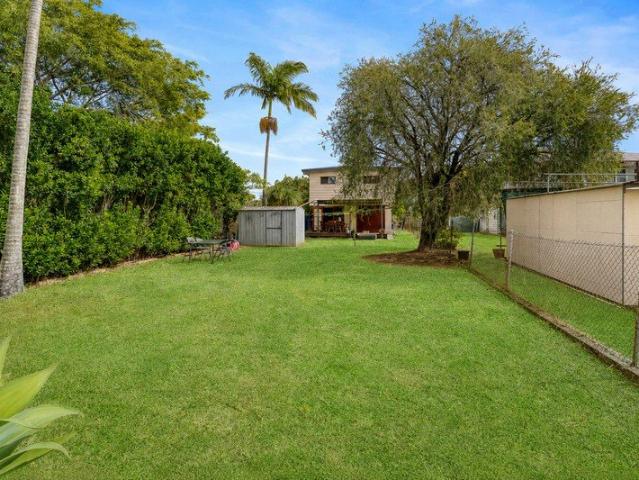 Spacious Highset Living with Amazing Convenience!