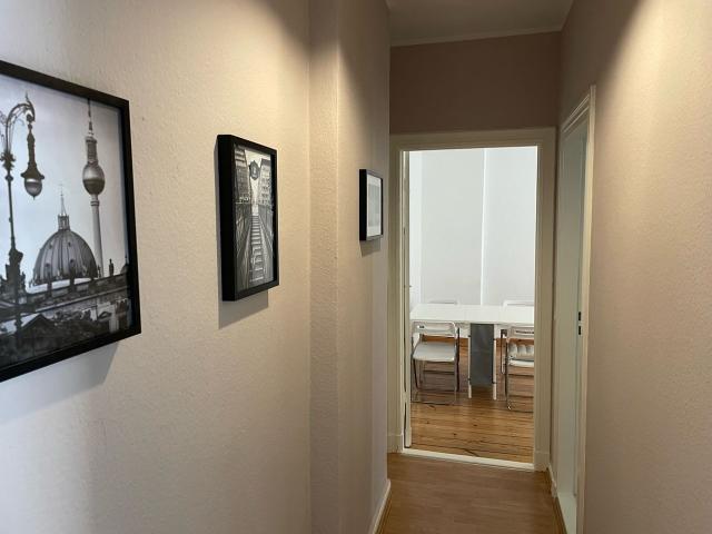Spacious home near Mauerpark Berlin, Berlin Amsterdam Apartments for Rent