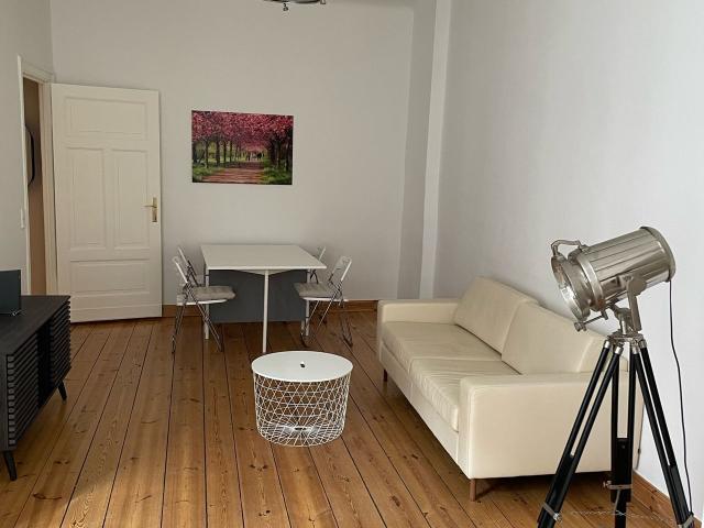 Spacious home near Mauerpark Berlin, Berlin Amsterdam Apartments for Rent