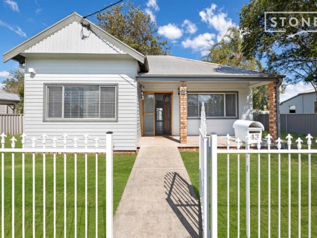 Spacious Home on a Huge Quarter Acre Block