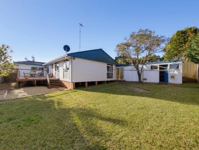 Spacious Home on 853.6sqm block per DP209972 with Development Potential