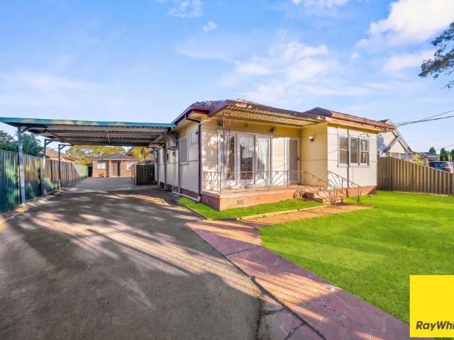 SPACIOUS HOME FOR LEASE IN LANSVALE !