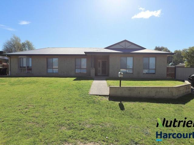 Spacious Home, Generous Block, Lots Of Extras!