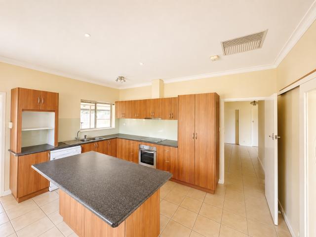 Spacious home in a convenient Berri location
