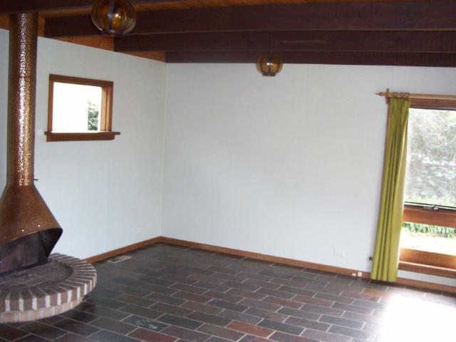 Spacious Home in a Convenient Blackburn South Location