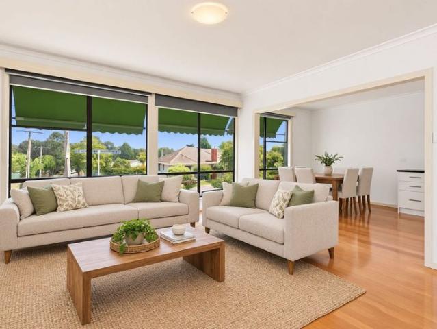 Spacious home in a great location!