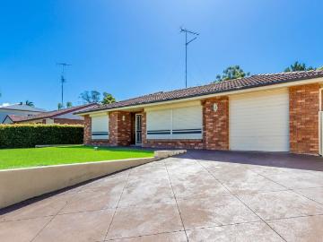 Spacious home in a great location!