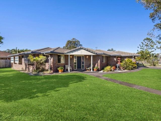 Spacious Home in a Great Maroochydore Location