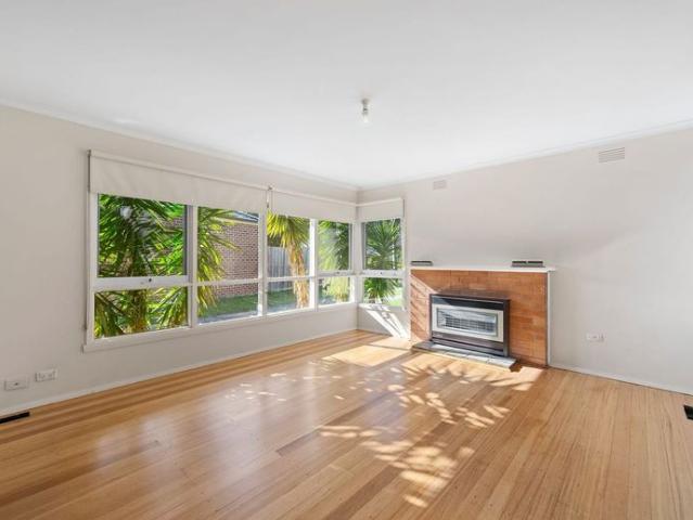 Spacious Home in a Peaceful Cul de Sac