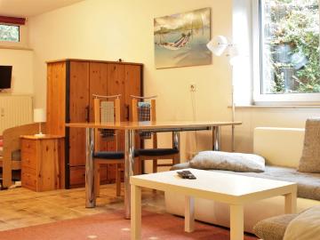 Spacious home in Aachen, Aachen Amsterdam Apartments for Rent