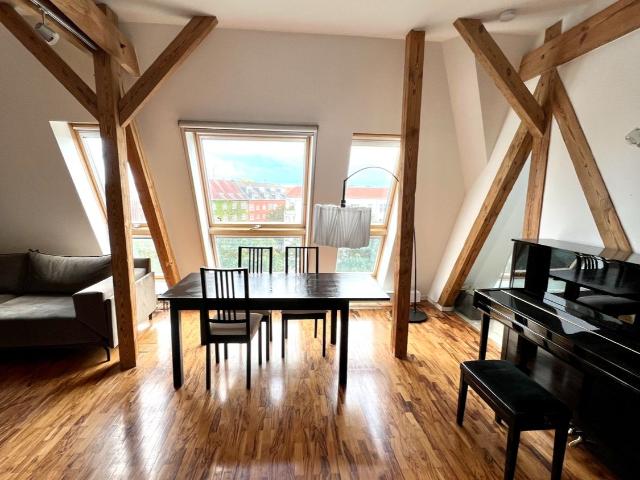 Spacious home in excellent location, Berlin Amsterdam Apartments for Rent