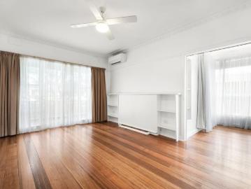 Spacious home in great location!