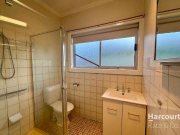 Spacious Home in Prime Location!