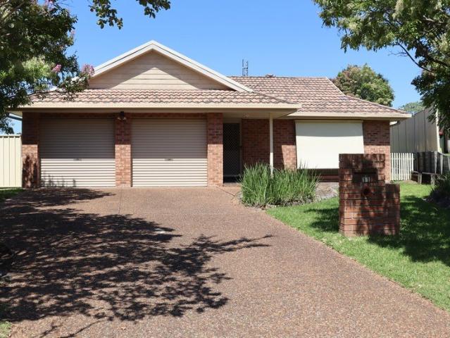 SPACIOUS HOME IN QUIET CUL DE SAC!