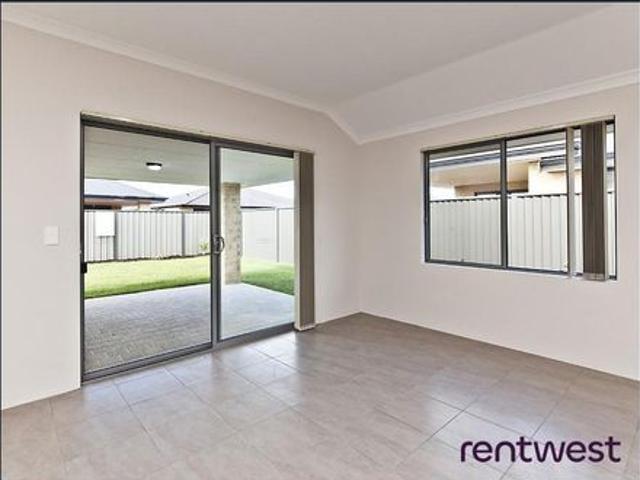 Spacious Home in Squires Estate, Baldivis