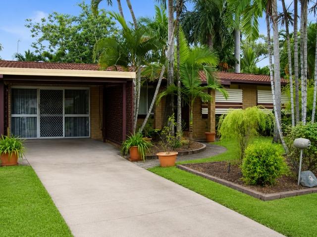 Spacious Home Located in The Heart of Cranbrook