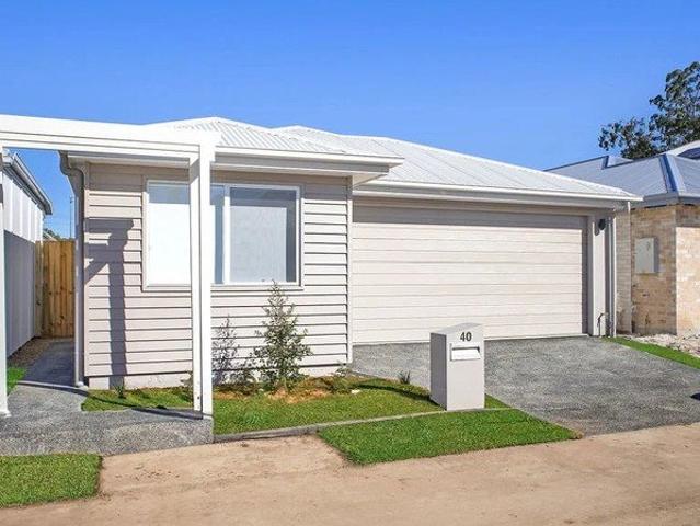 SPACIOUS HOME PERFECT FOR YOUR FAMILY!