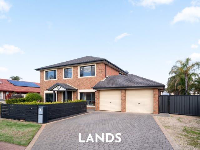 Spacious Home Set On A Generous 1,805 SQM Allotment!